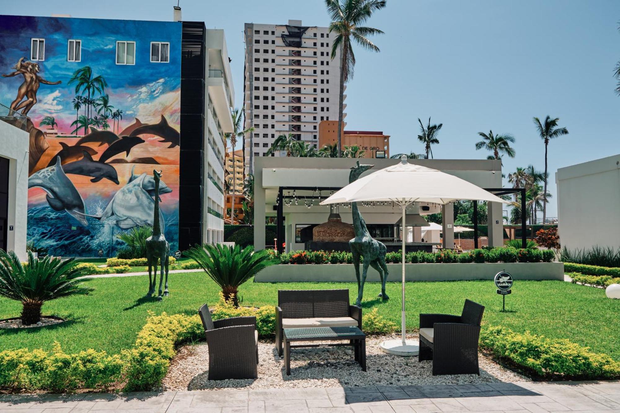 The Inn At Mazatlan Exterior photo